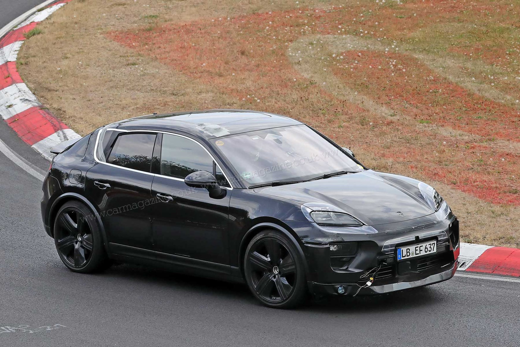 Macan новый альбом 2024. Porsche Macan 2024. Порше Макан 2024 года. Новый Порше Макан 2024. Porsche Macan ev 2024.