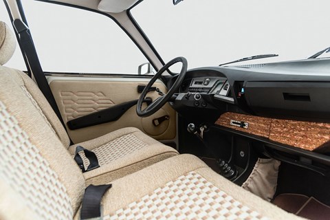 Tristan Auer's Citroen GS interior