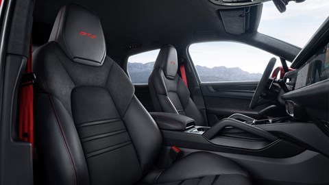Porsche Cayenne GTS, interior, front seats, red seatbelts