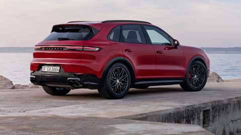 Porsche Cayenne GTS, red, rear, by the sea