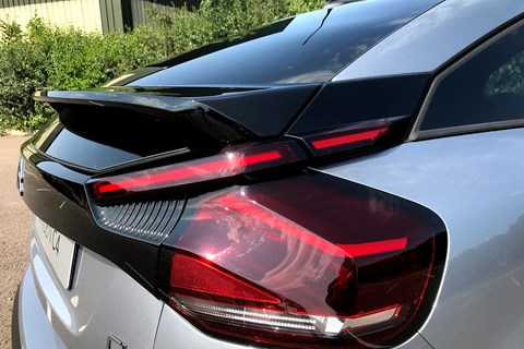 Citroen C4 (2020) rear spoiler and lights