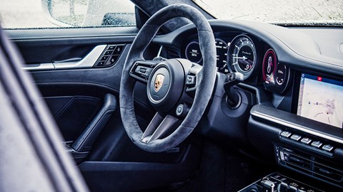 Porsche 911 Turbo S interior