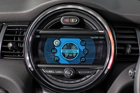 mini infotainment