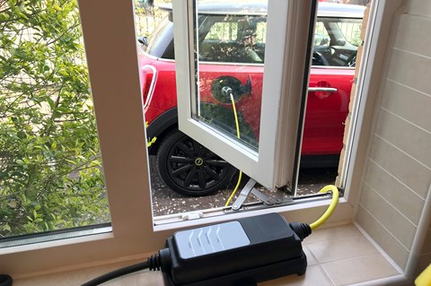 Mini electric ltt plug home