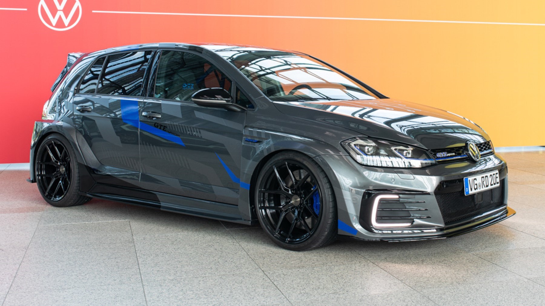 VW Golf GTE HyRacer student concept brings TCR glamour to hybrid hatch ...