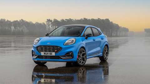 Puma ST Powershift hybrid