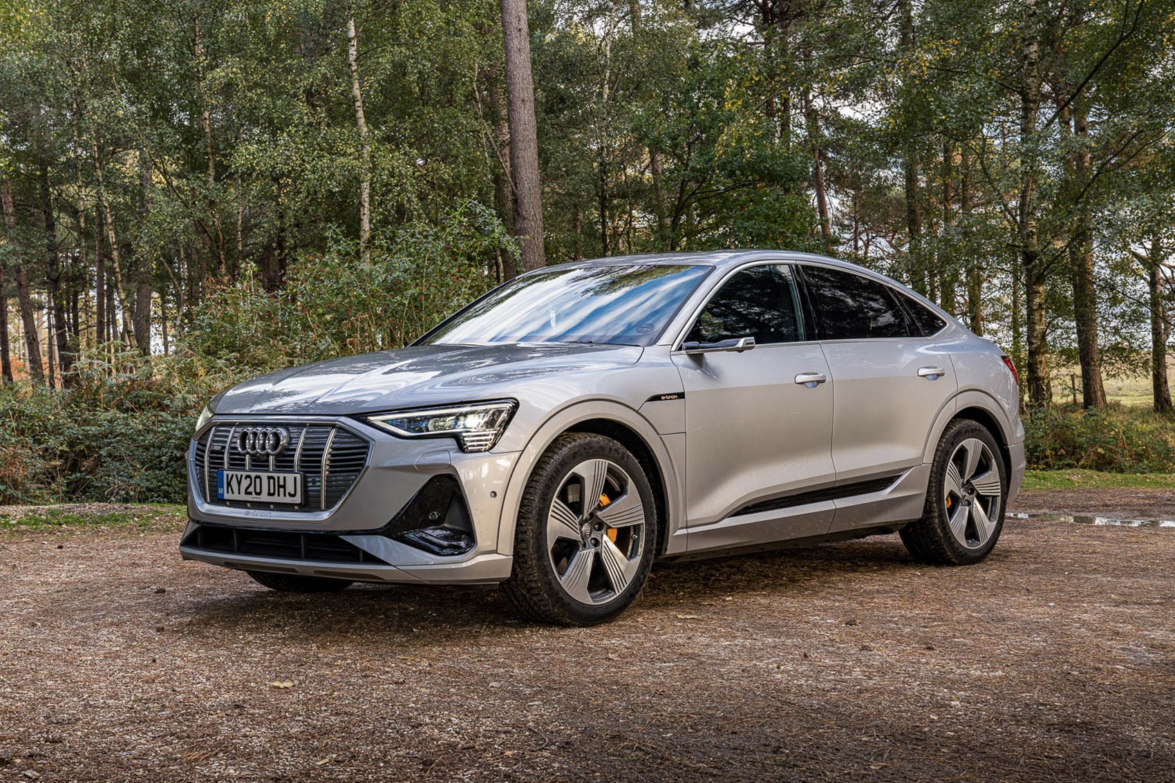 Electric, efficient and emotionally appealing: Audi Q4 e-tron and Q4  Sportback e-tron