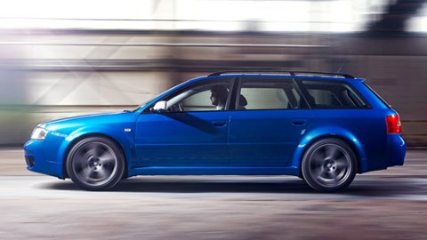 Audi RS6 C5 side