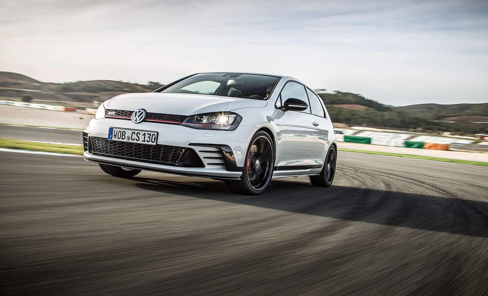 How can we stay mad at Volkswagen? We test VW Golf GTI Clubsport, CAR+  January 2016