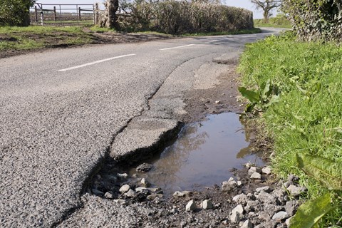 How to claim for pothole damage