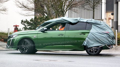 Green 2021 Peugeot 308 spy shot