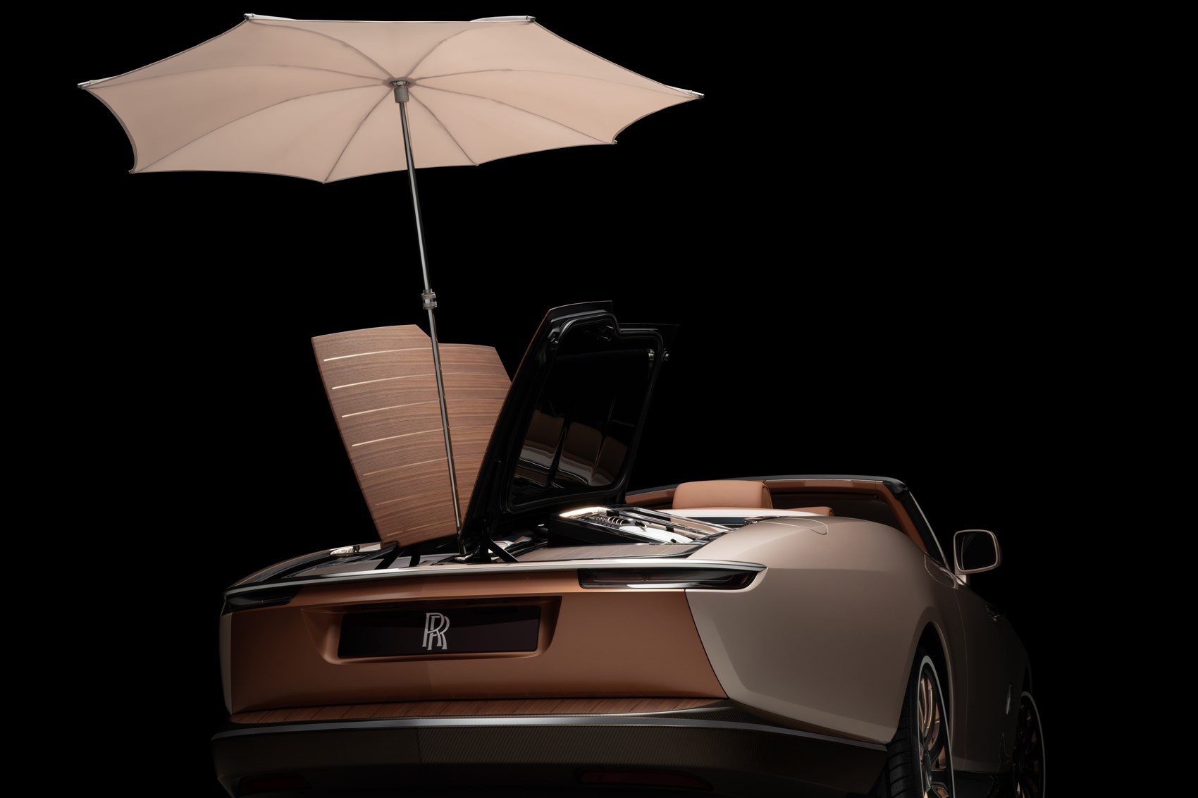 ROLLS-ROYCE 'BOAT TAIL'. A COUNTERPOINT TO INDUSTRIALISED LUXURY