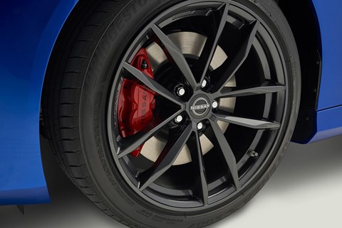 Nissan 370Z Performance wheels and suspension: tuned for sporty response