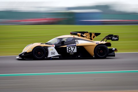 Praga R1
