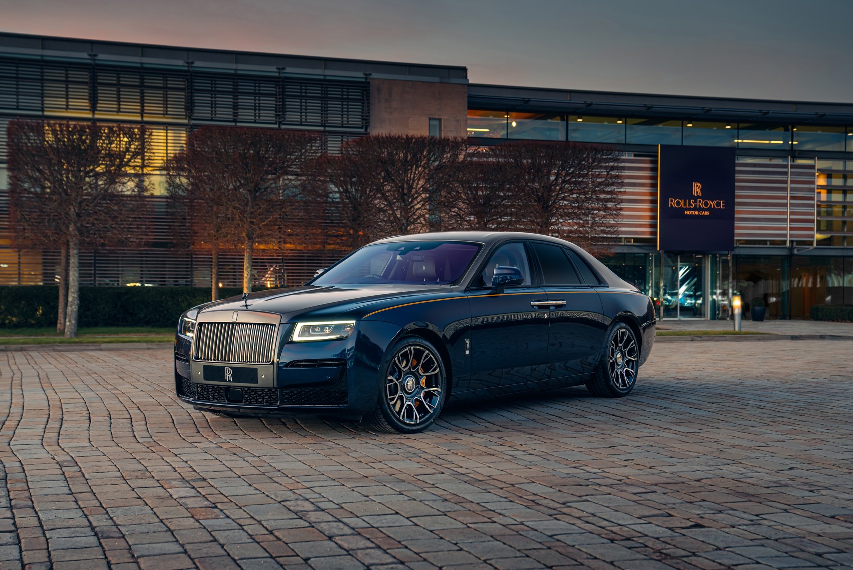 Rolls-Royce's Newest Car Features Its Own Cocktail Tables for