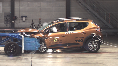 The Euro NCAP 'Dacia Jogger crash test'. Yep, it's a Sandero Stepway!