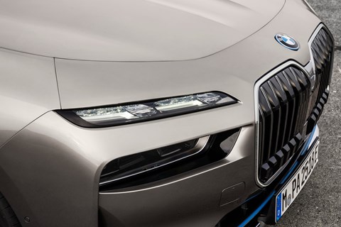 i7 nose