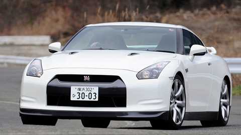 Nissan GT-R beats the Germans - again!