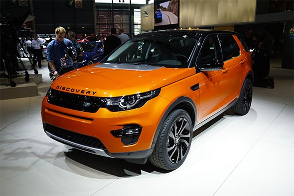Land Rover Discovery Sport at 2014 Paris motor show