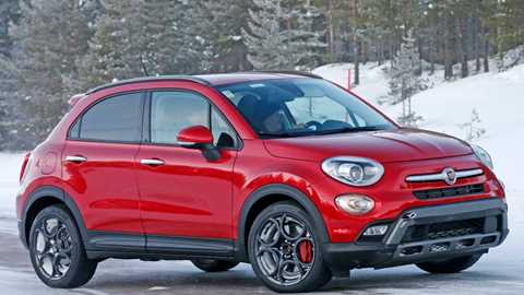 Red brake calipers, of course