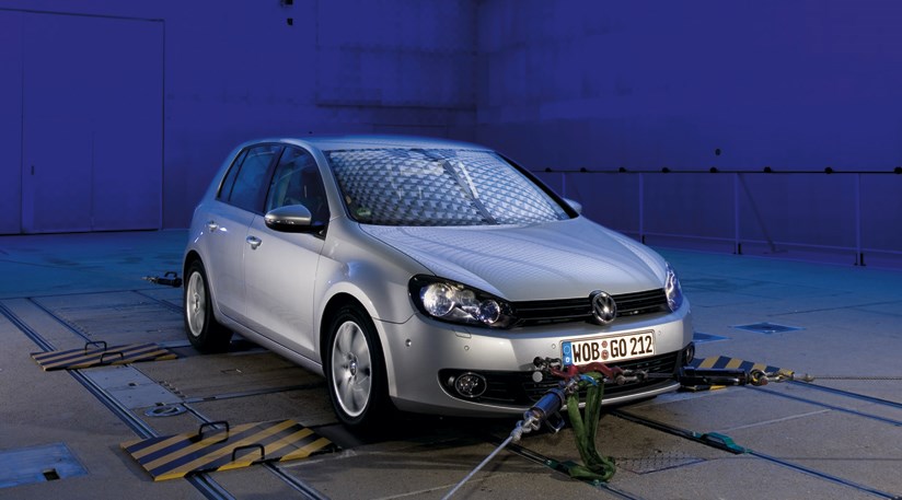 VW Touran facelift (2010) first official pictures