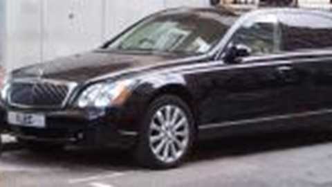 G-Wiz meets Maybach and Bugatti Veyron in central London