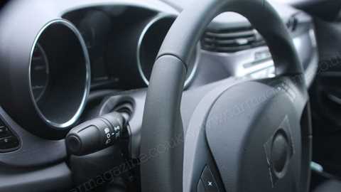 Our spies have bagged a pair of shots inside the new Alfa Romeo Giulietta (2010)