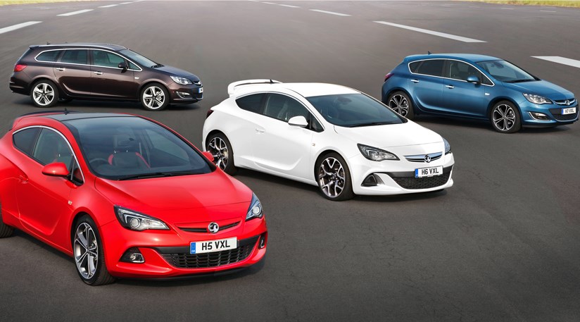 Vauxhall Astra facelift (2012) first official pictures