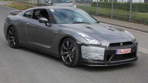 2011 Nissan GT-R Spec M