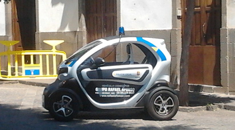 Weekend Test-Drive: Can Tiny Renault Twizy Be A Real Car?