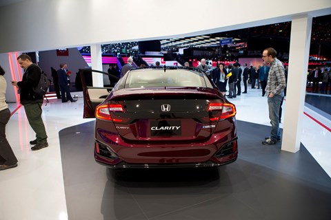 Honda Clarity is hydrogen-fuelled, and visually challenged