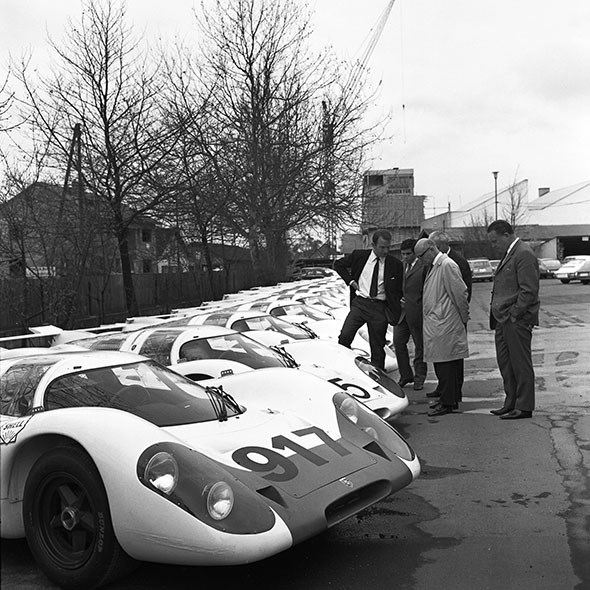 VW overlord Ferdinand Piech (far left) knows a thing or two about motorsport: he was an enginer on the legendary Porsche 917
