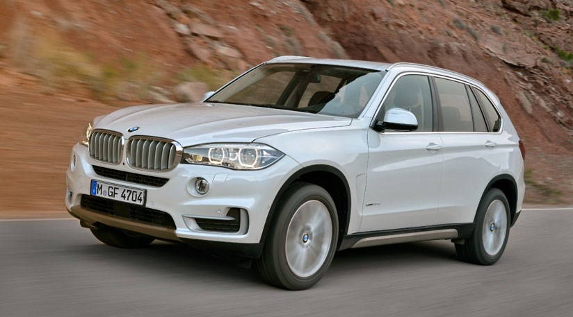 BMW X5 Old v New: Second-generation E70 v third-generation F15 comparison  review - Drive